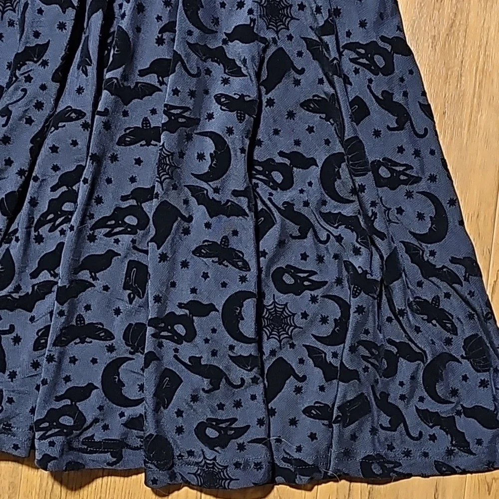 Collectif Spooky Mesh Dress - Picture 4 of 12